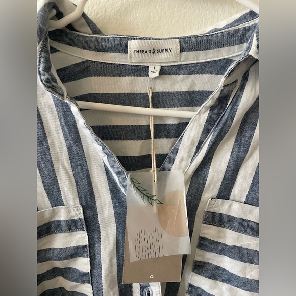 Thread & supply long sleeve button down stripped collared blouse - Picture 5 of 6
